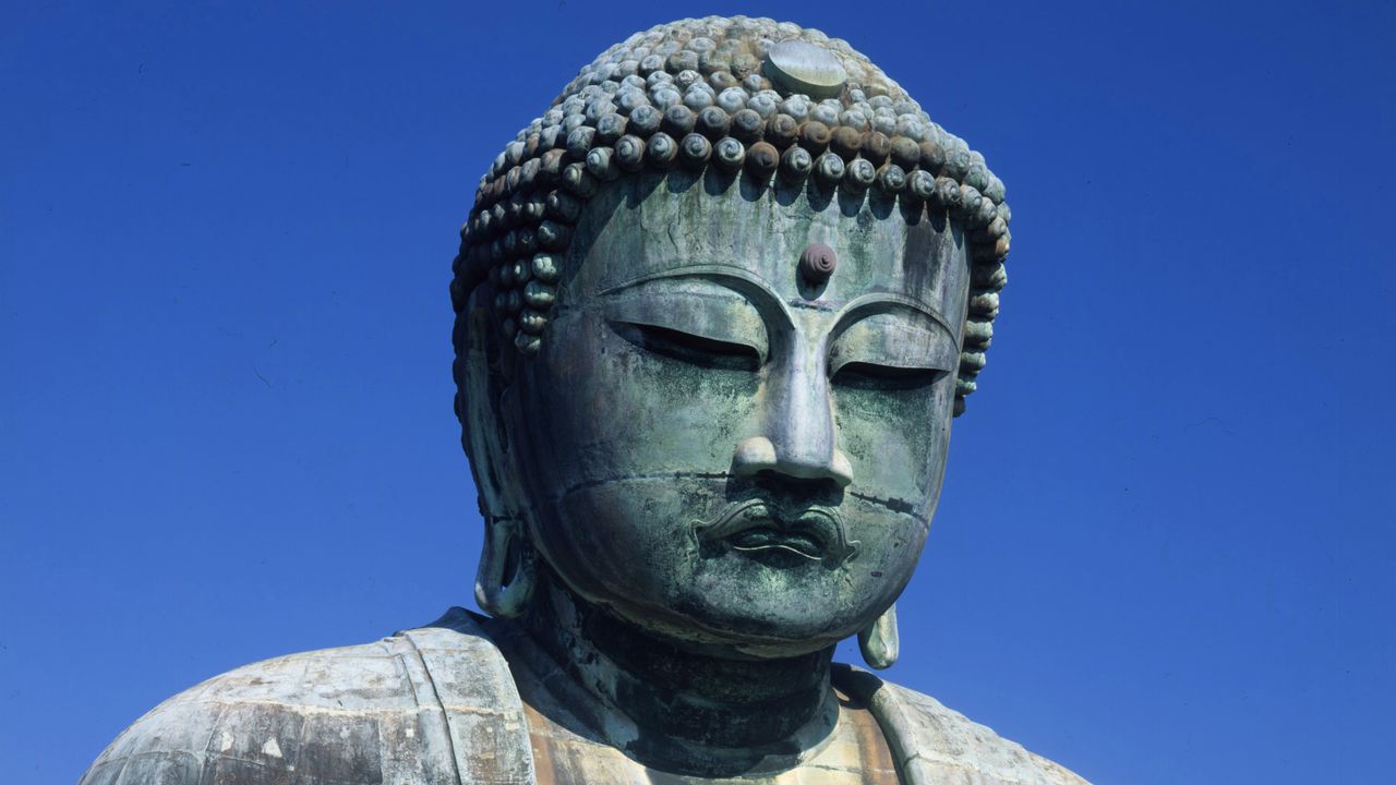 国宝・鎌倉大仏：四季折々の魅力あふれる古都のシンボル（nippon.com