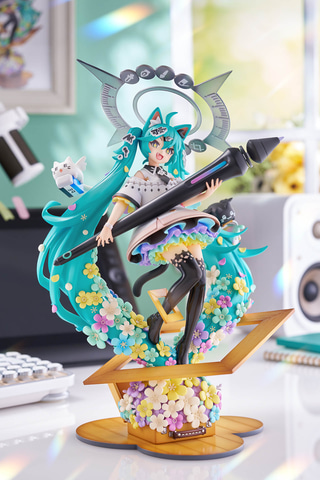 初音ミク×さいとうなおき氏のコラボフィギュア「初音ミクのフィギュア