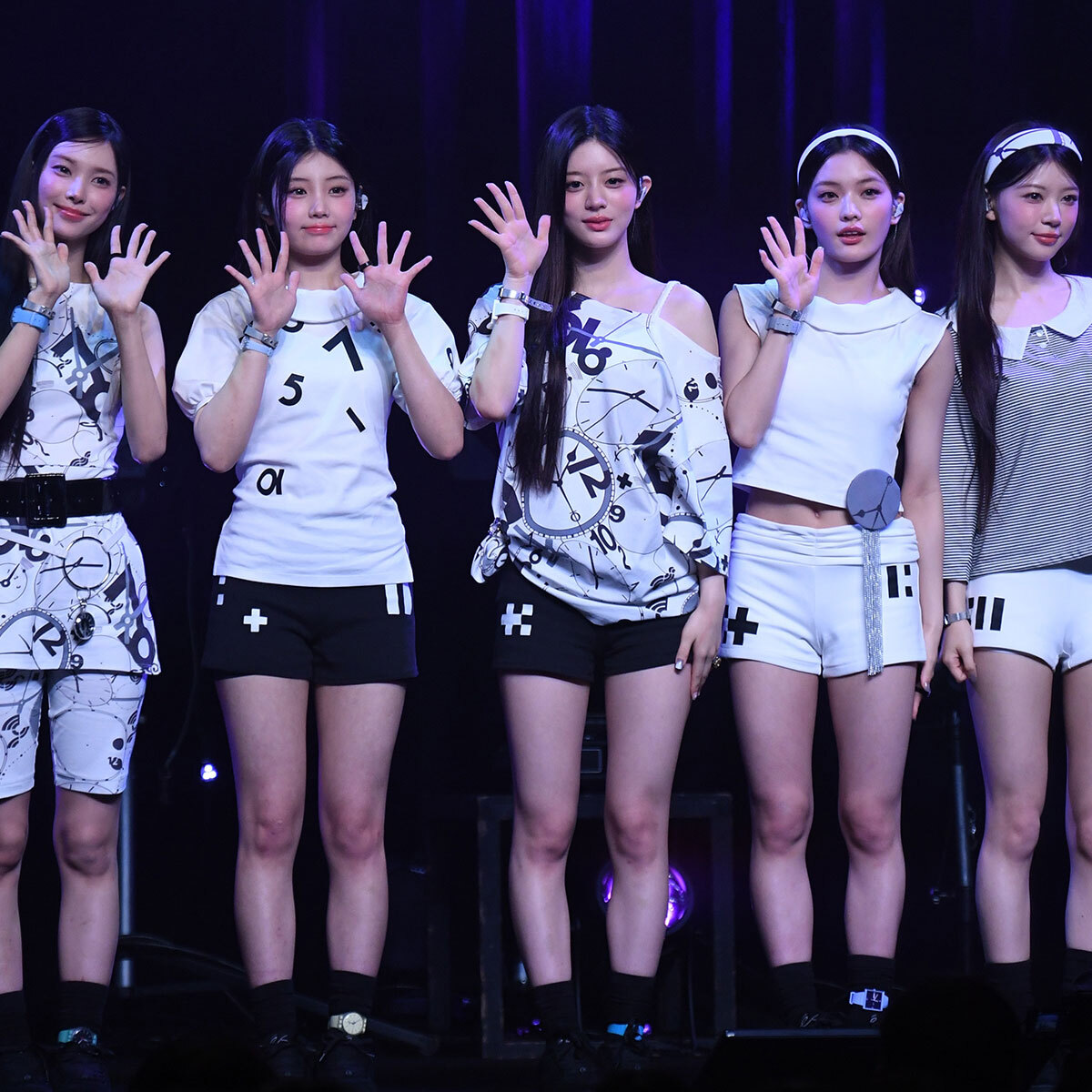 紅白出場の18歳韓国女性アイドル、買い物中の「商品放り投げ」が物議