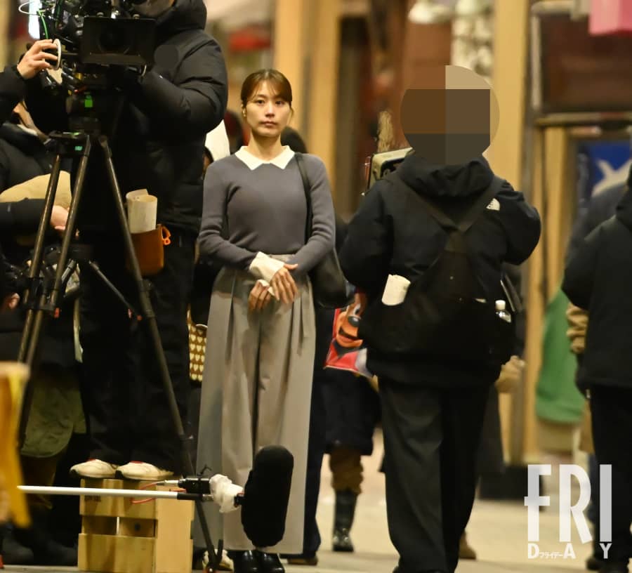【入手困難】【激レア】有村架純がドラマで着てた服 入手困難】【激レア】有村架純がドラマで着てた服 入手