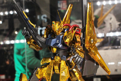 MG 1/100 ガンダムベース限定 百式 Ver.2.0 [メカニカルコアメッキ