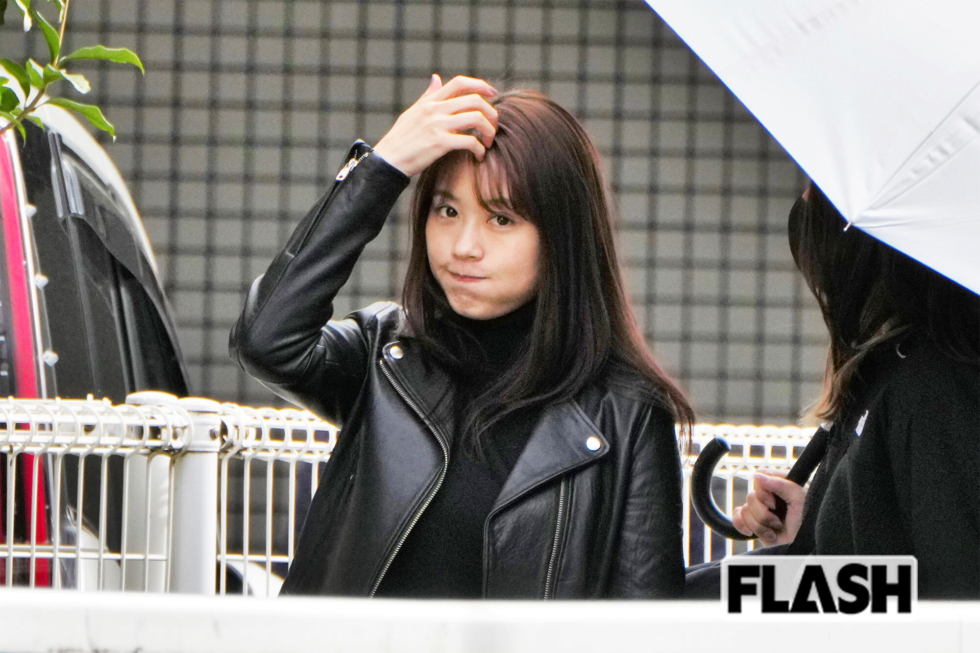 有村架純のベッド写真が意味深すぎ！お泊まり疑惑が浮上中