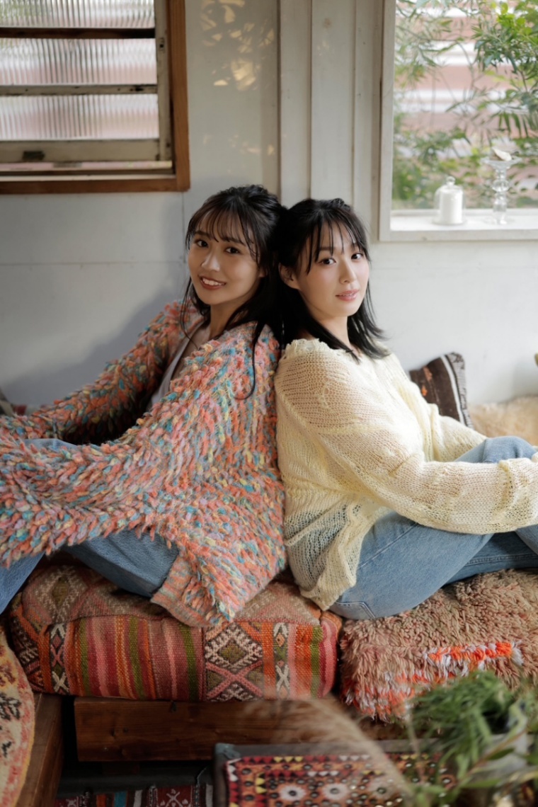 溝端葵＆高野真央＞グラビア界のWシンデレラ 「FRIDAY GOLD」表紙 水着