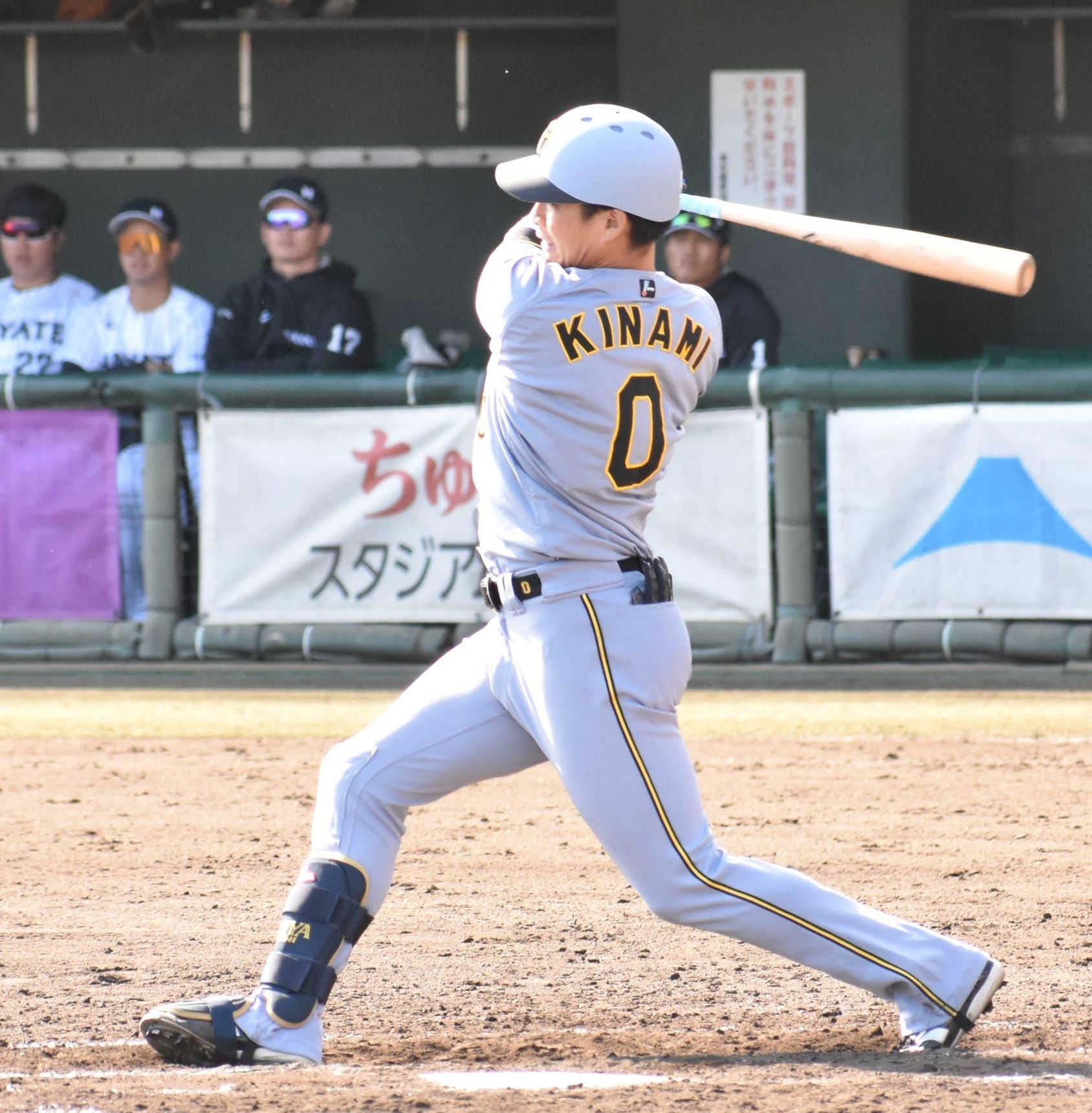  阪神木浪、満塁男のフルスイング！2点打で開幕1軍へ打撃フォームも進化