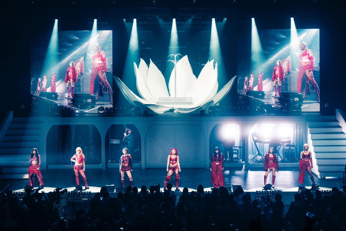 HANAの1stTour『BORN TO BLOOM』がスタート！新曲「Bad Girl」発表＆初