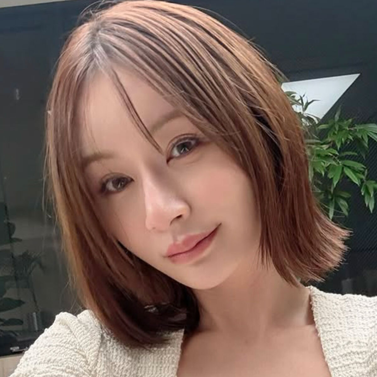 元EXILE黒木啓司、妻・宮崎麗果の1億5000万脱税事件で炎上！