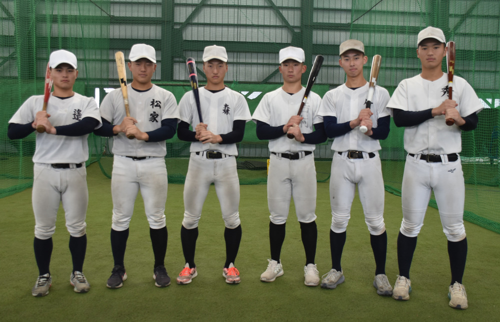 飛躍の春＞センバツ高校野球 大垣日大 部員紹介／6止 外野手 神社で