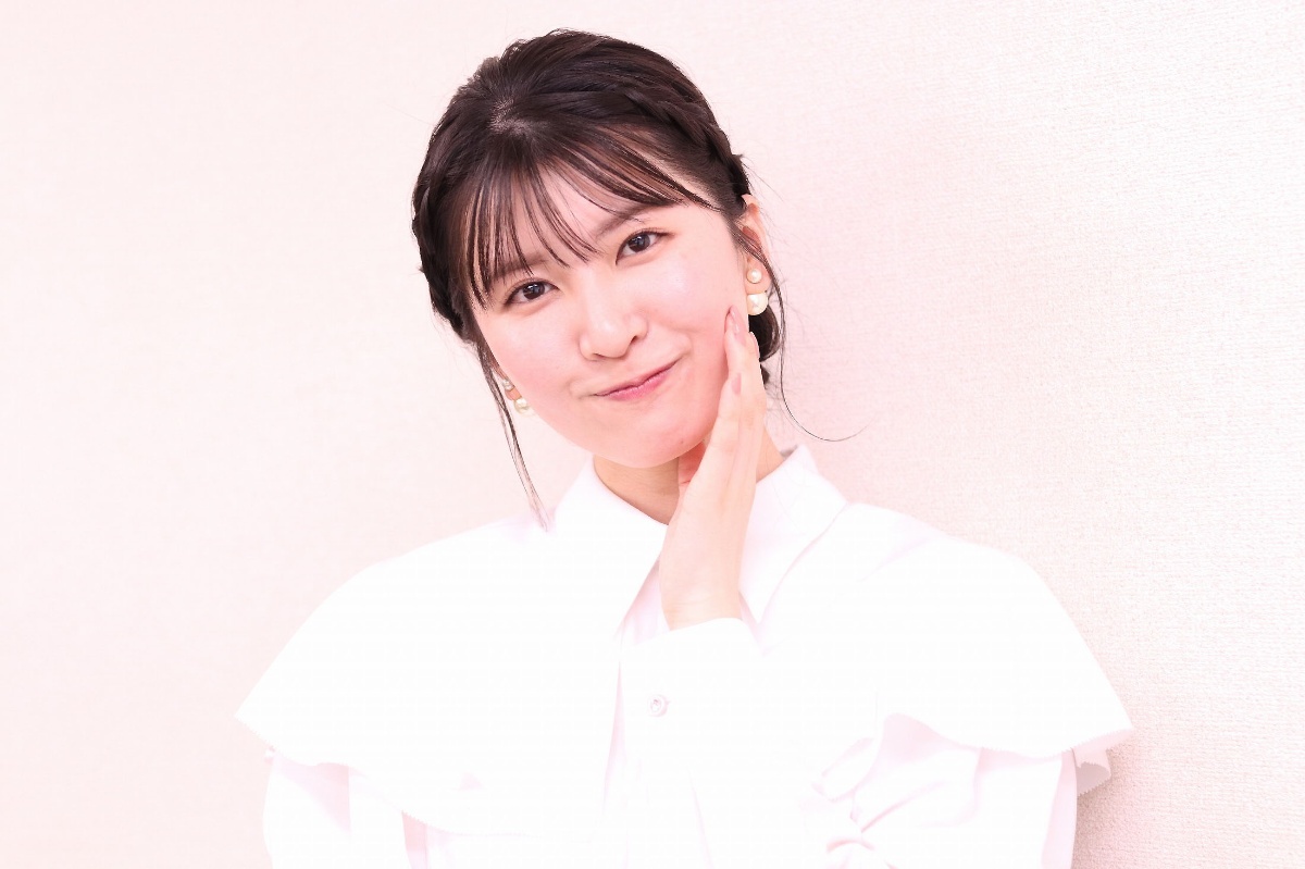 ＜駒木結衣＞「スタイル良すぎ」「美しいオーラたくさん」 人気お天気キャスターがヨガウエア姿 写真投稿でファン魅了（MANTANWEB