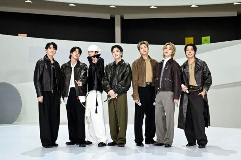 BTS『SWIM』、ビルボード「HOT 100」2位…デジタル販売2週連続1位（中央