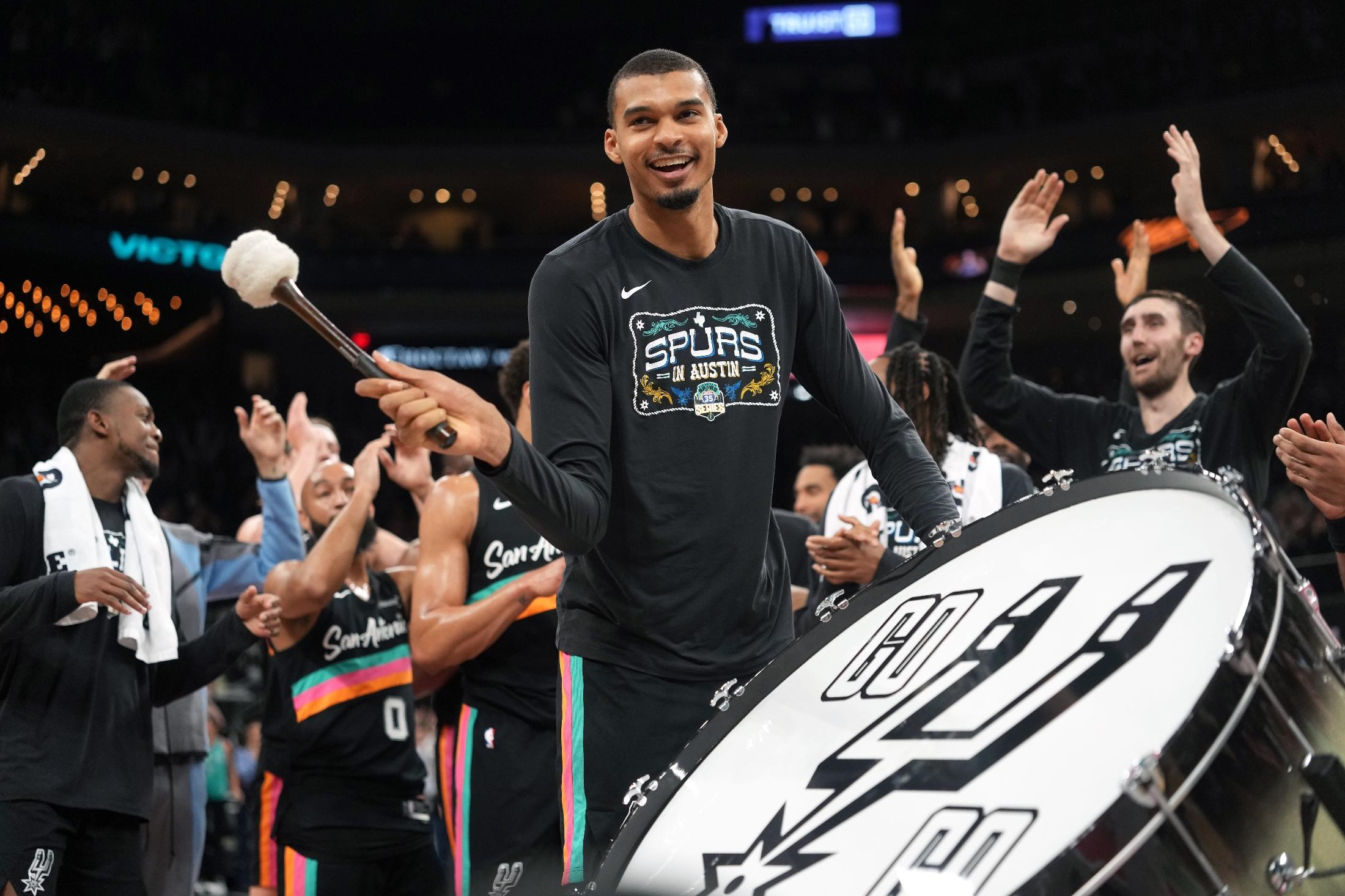 NBA BALLERS ウェンバンヤマ、シャキル・オニール他セット！再出品！ 動画】復帰戦でも7ブロックの圧倒的な活躍を見せたビクター