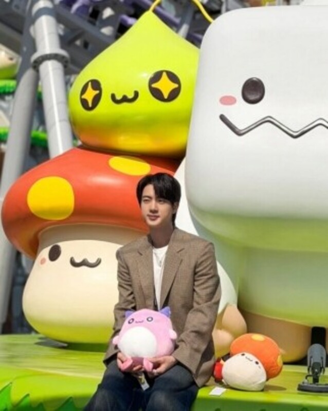 メイプルストーリー ピンクビーン ぬいぐるみ 韓国 公式 BTS ジン 紙タグ付 メイプルストーリー ピンクビーン ぬいぐるみ 韓国 公式 BTS ジン 紙
