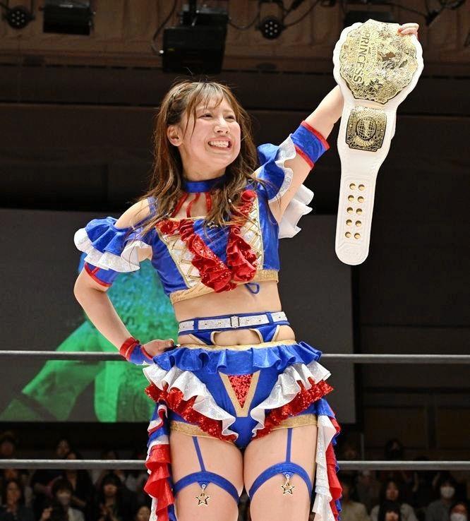 元SKE48の王者・荒井優希が防衛成功、プロレスラー5周年メインで