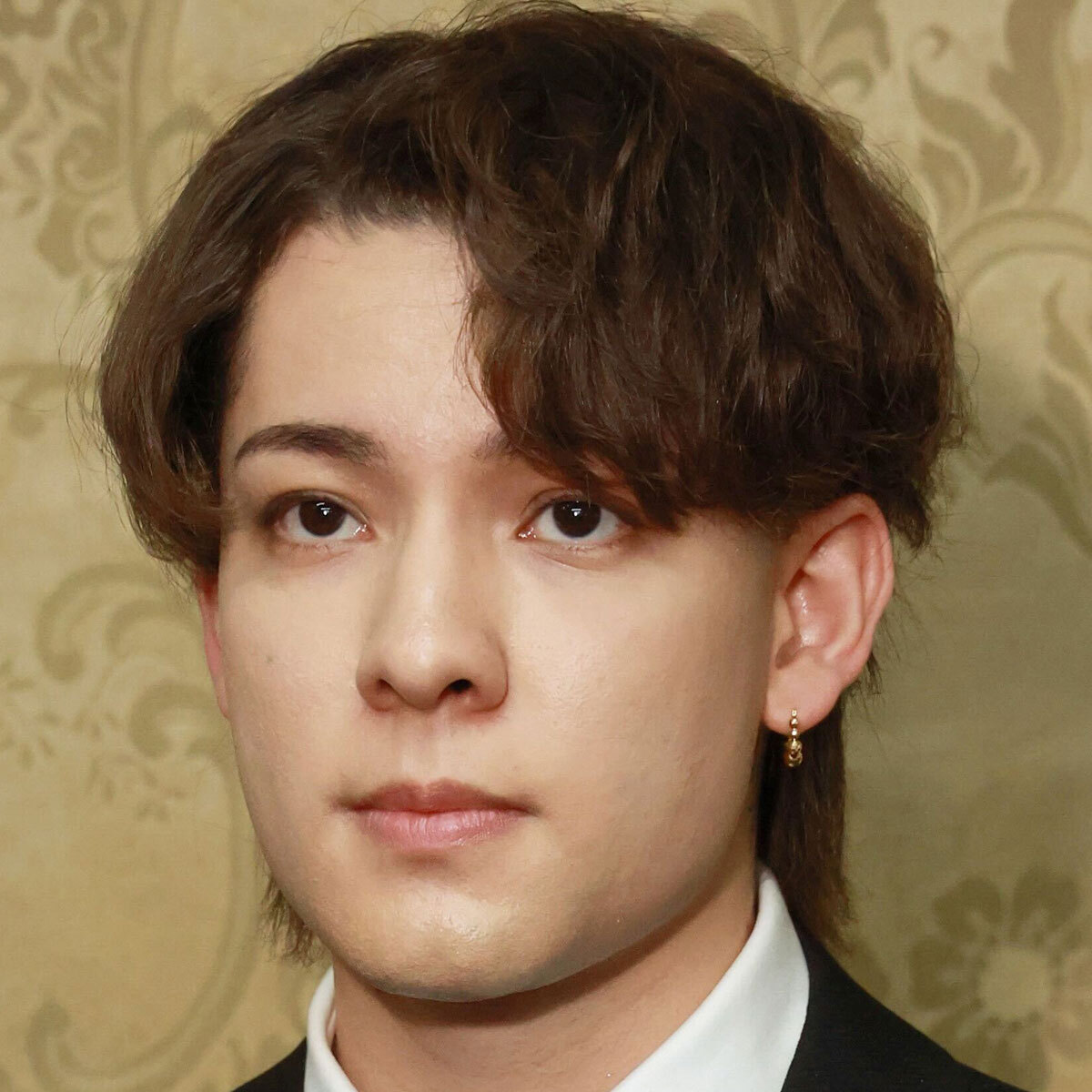 カウアン・オカモト ホストデビュー発表も“元ジャニーズJr.”肩書き使用