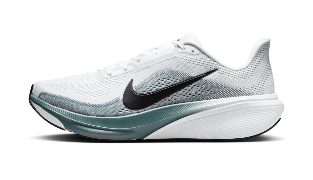 Nike「ペガサス 42」「ボメロ」など主力4モデル、スポーツデポ