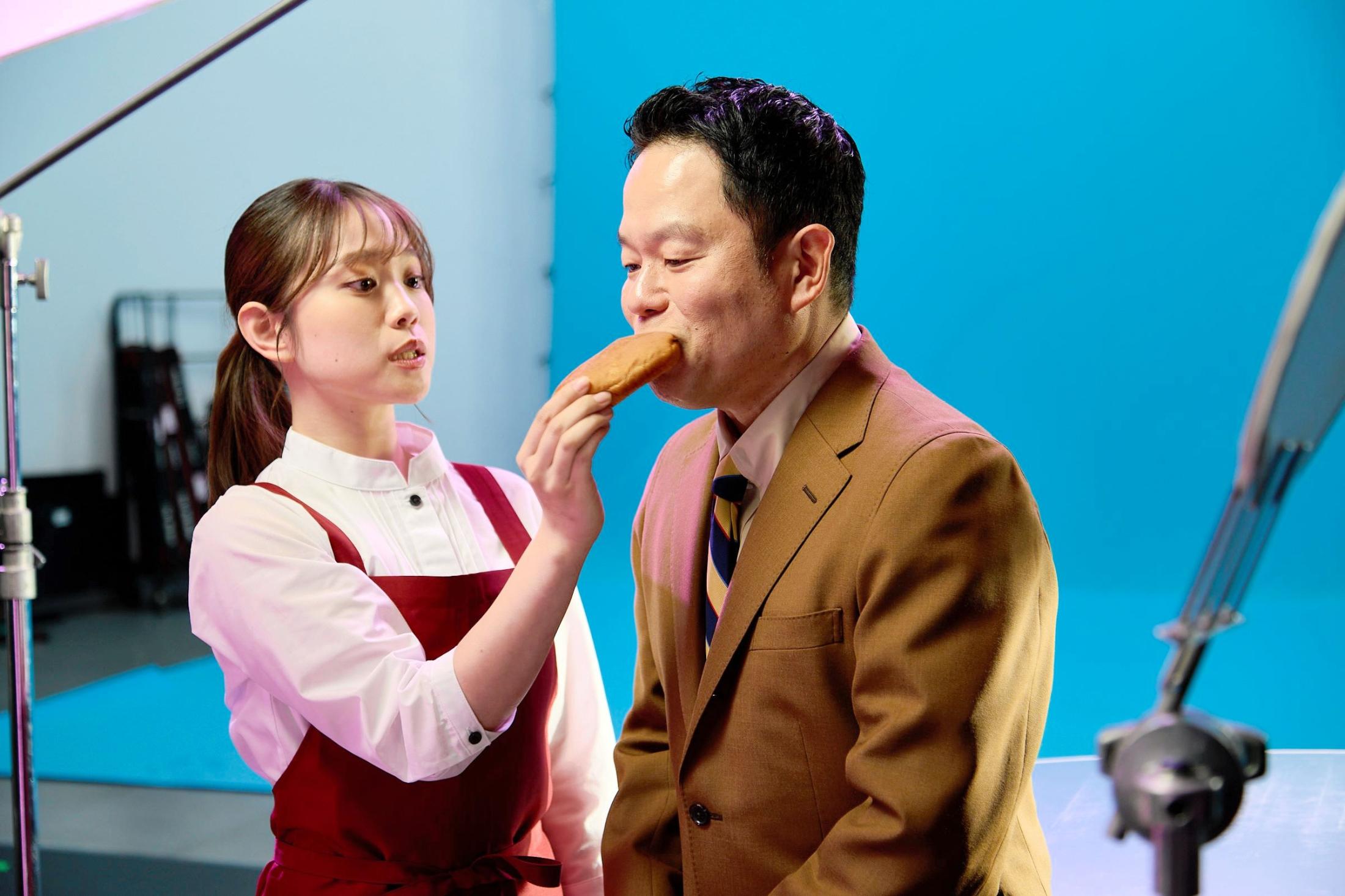名探偵津田」コンビ、ついにCM共演までたどりつく…津田＆マドンナ