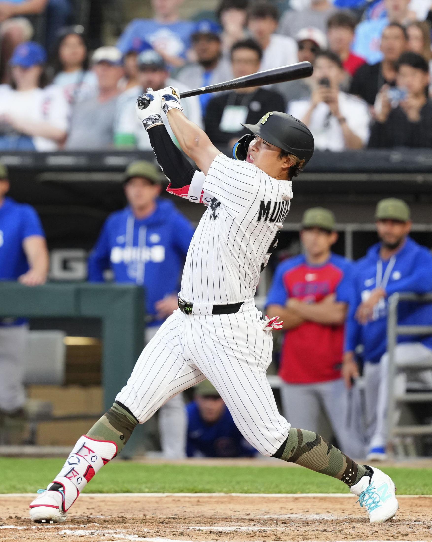 村上宗隆 初の2打席連発！HR単独1位 大谷翔平の日本選手メジャー1