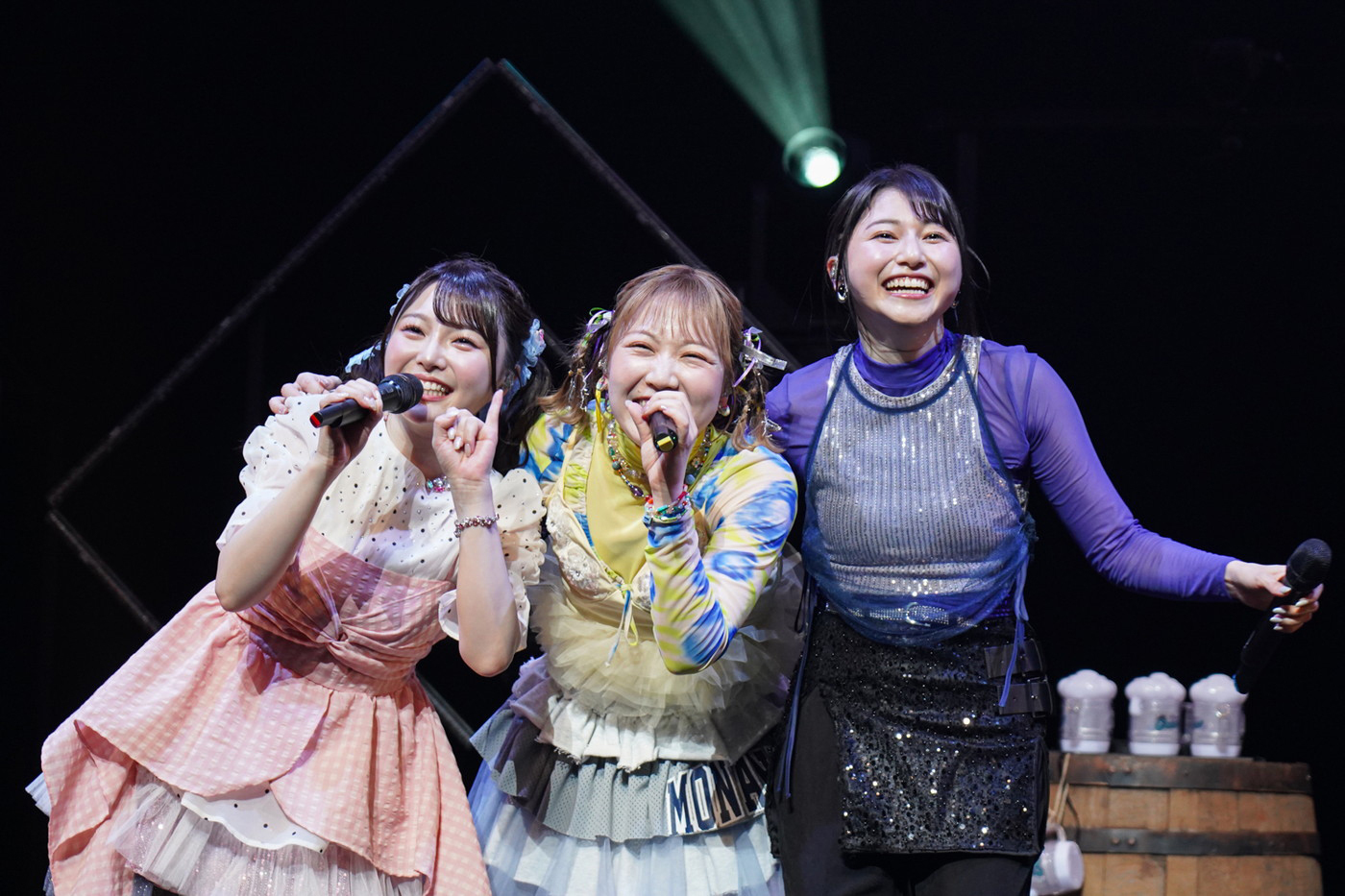 ライブレポート】TrySail 10周年“乾杯”ライブ神奈川公演開催！「幸せ
