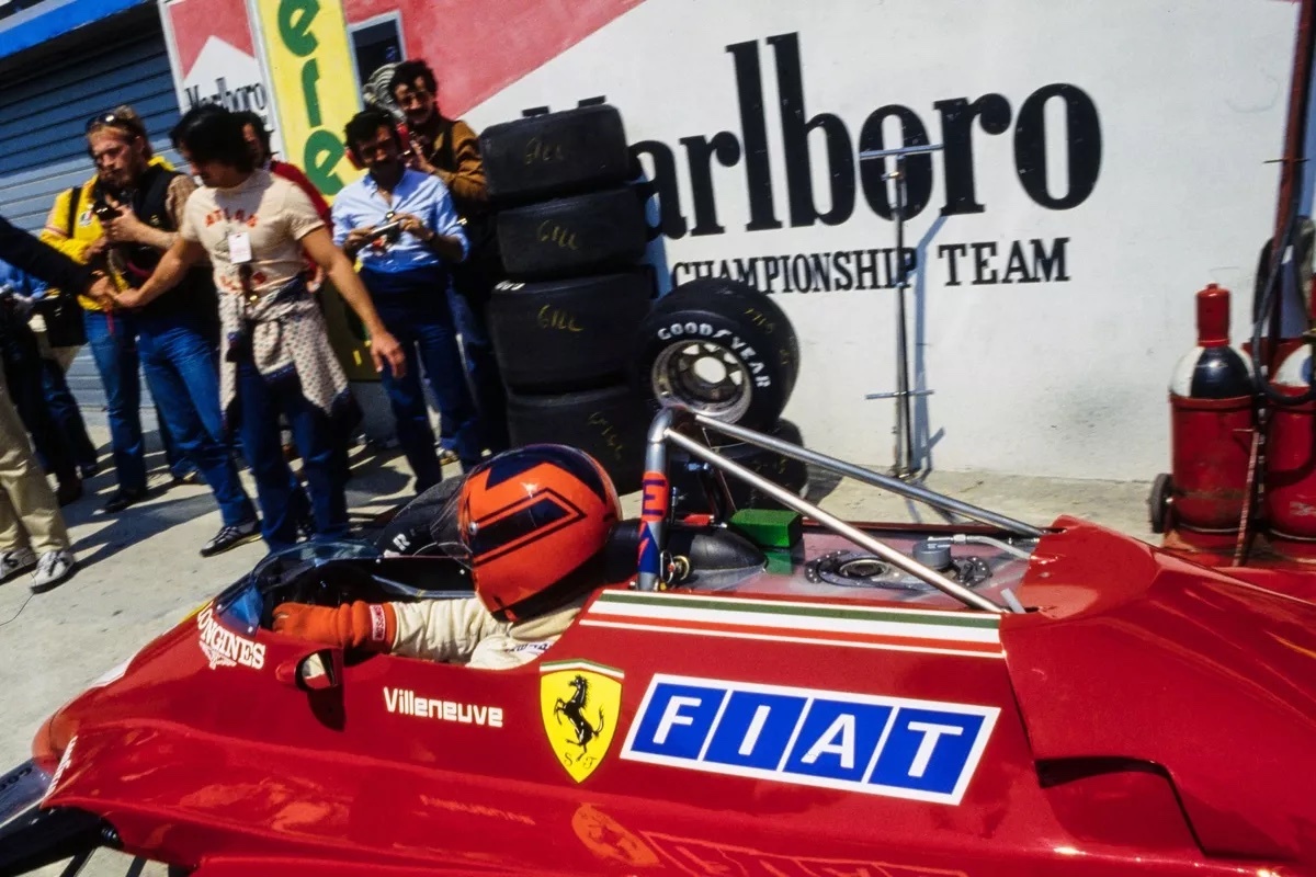 落札額は約2億円！ ジル・ビルヌーブがF1最後の決勝レースで着用した