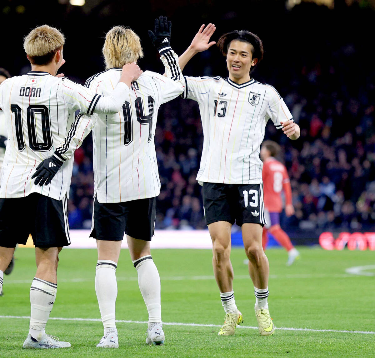W杯】日本代表のアウェーユニホーム売れ行きが絶好調 前回大会比約