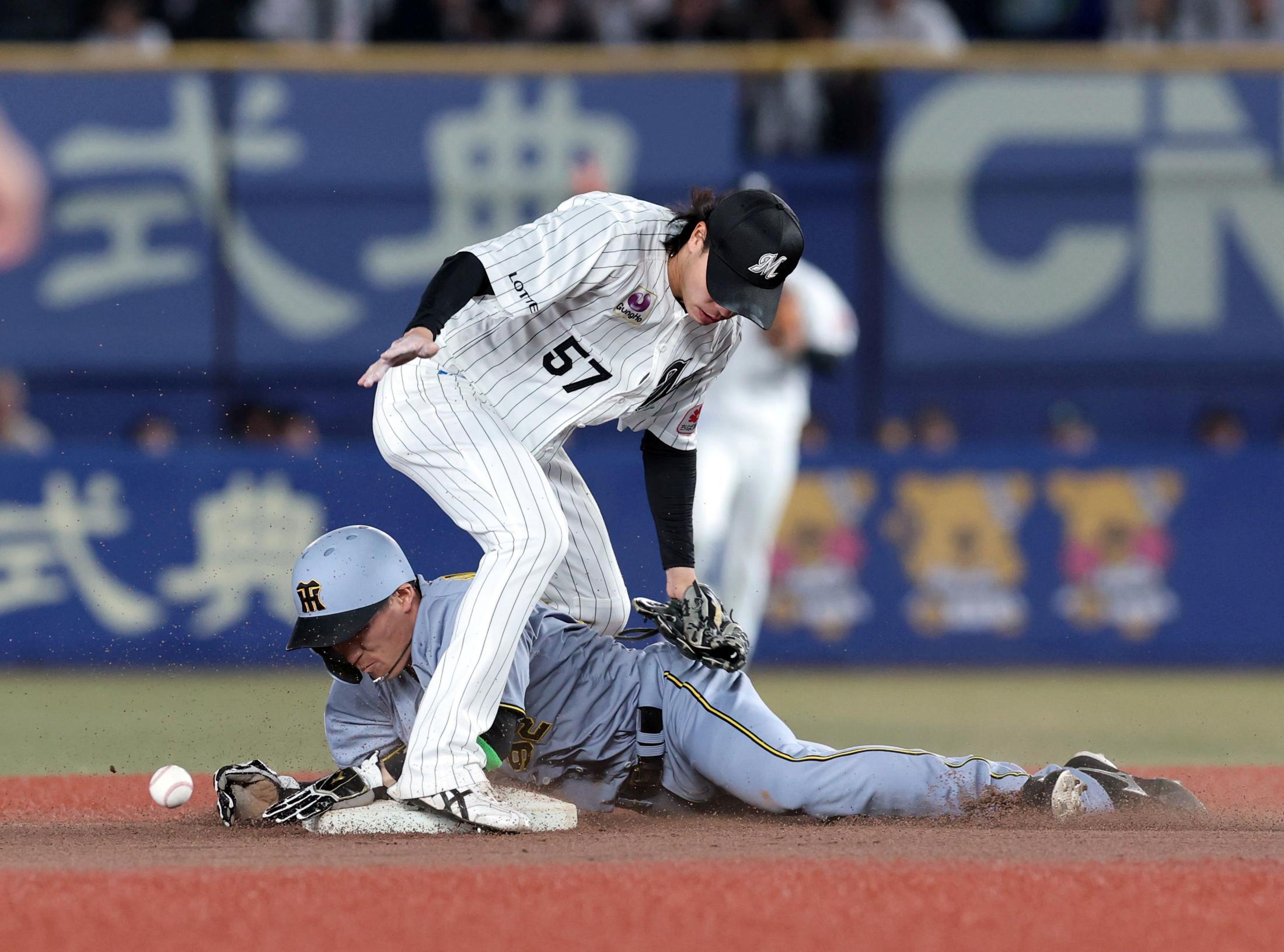 阪神 2軍降格の福島に藤川監督「新たな武器として身に付けられるよう