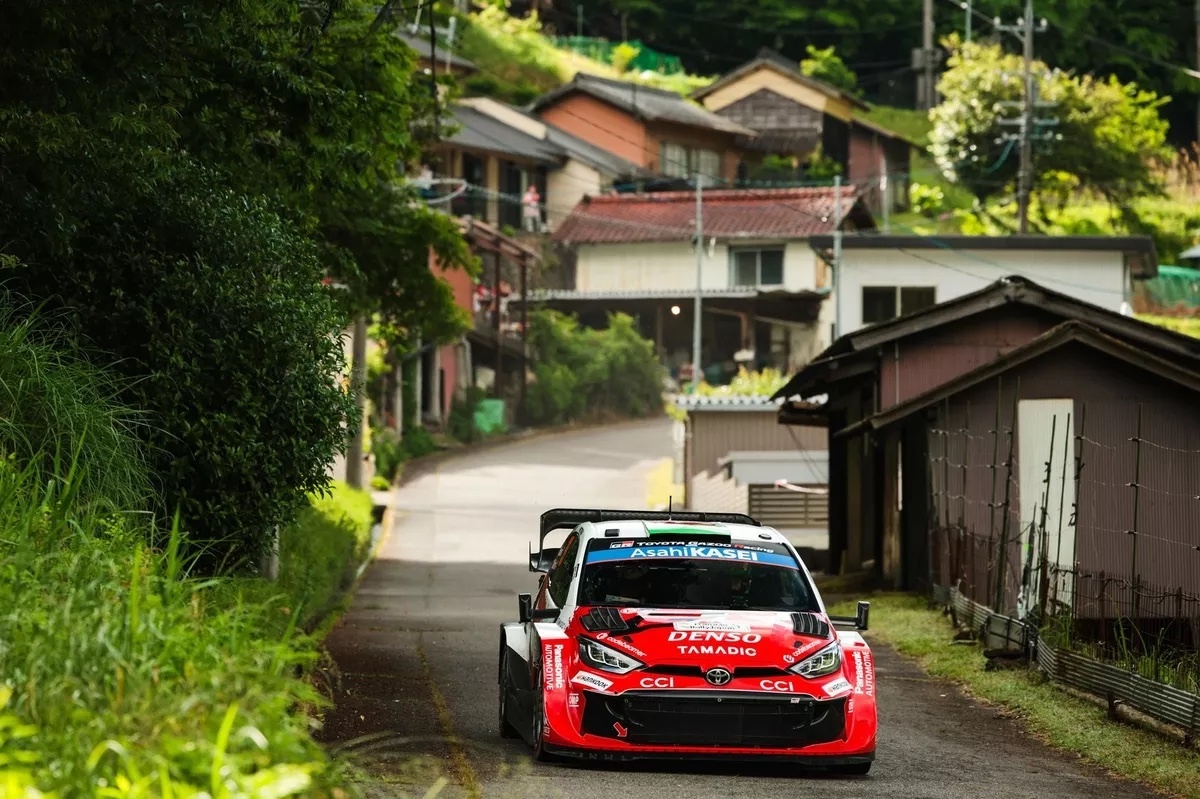 WRCラリージャパン、今年もトヨタが表彰台独占！ 勝田貴元は12秒届かず