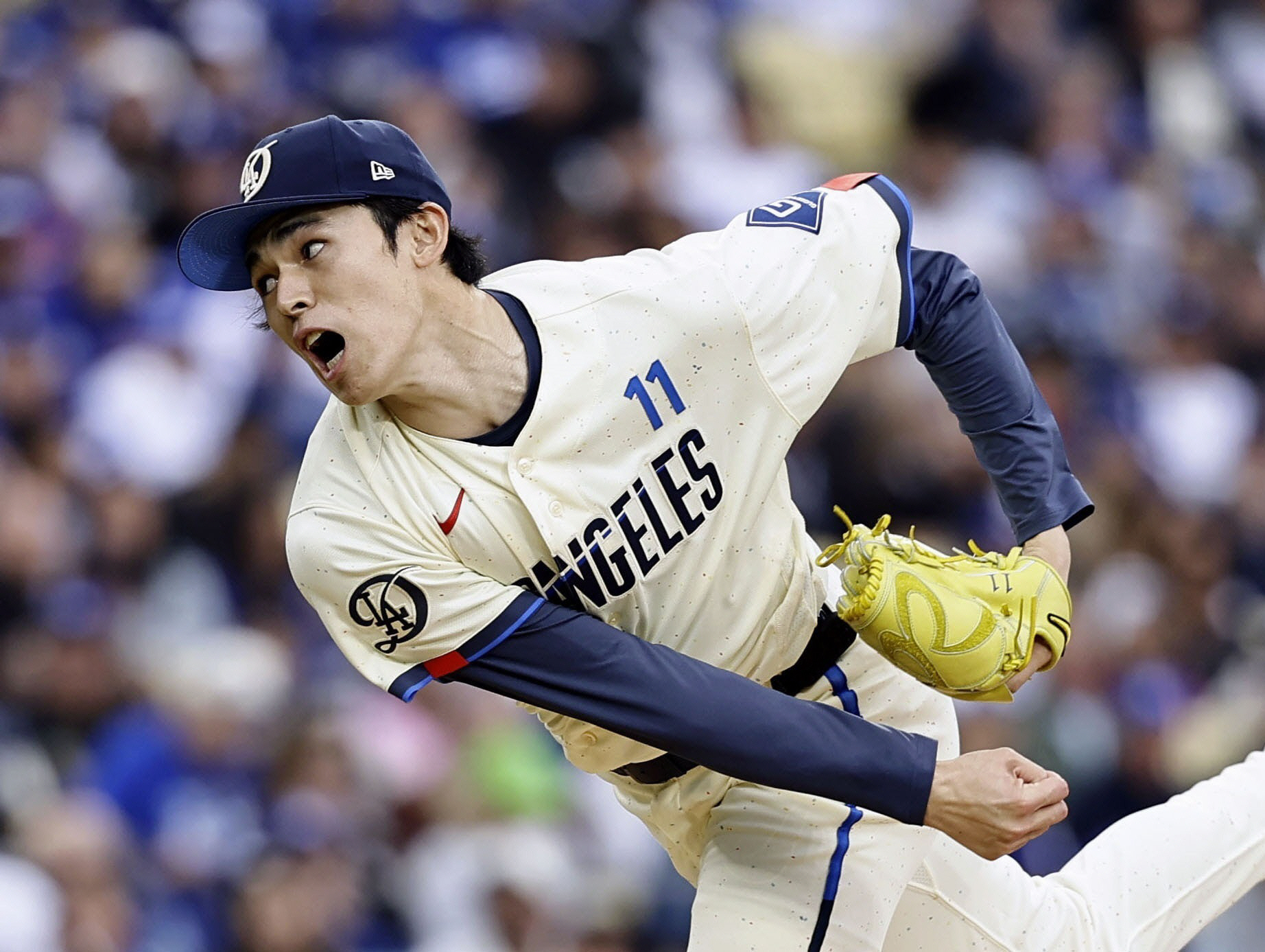 佐々木朗希 6回途中3安打1失点でファンがスタンディング