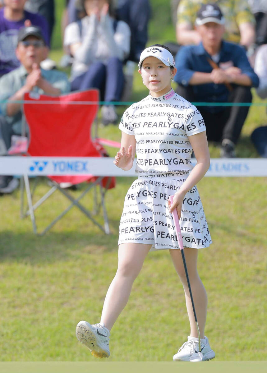 女子ゴルフ】吉田鈴が首位 混戦から抜け出し、初優勝に王手 ランク上位