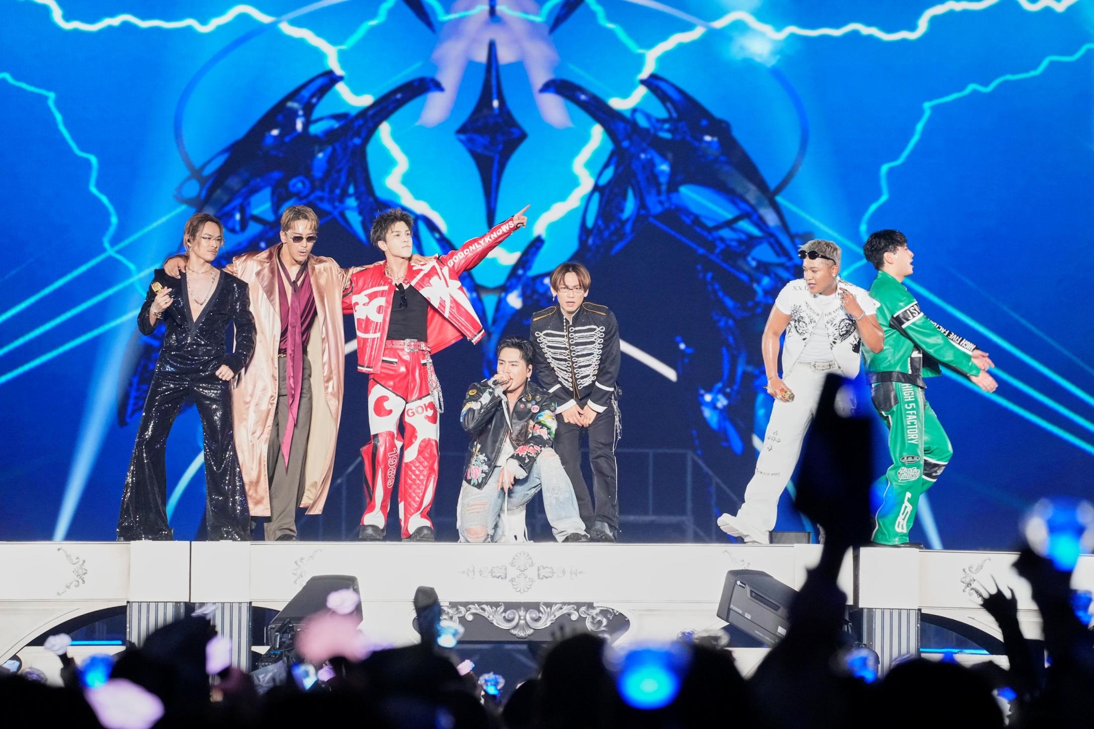 三代目 J SOUL BROTHERS ムービングステージ初挑戦！巨大