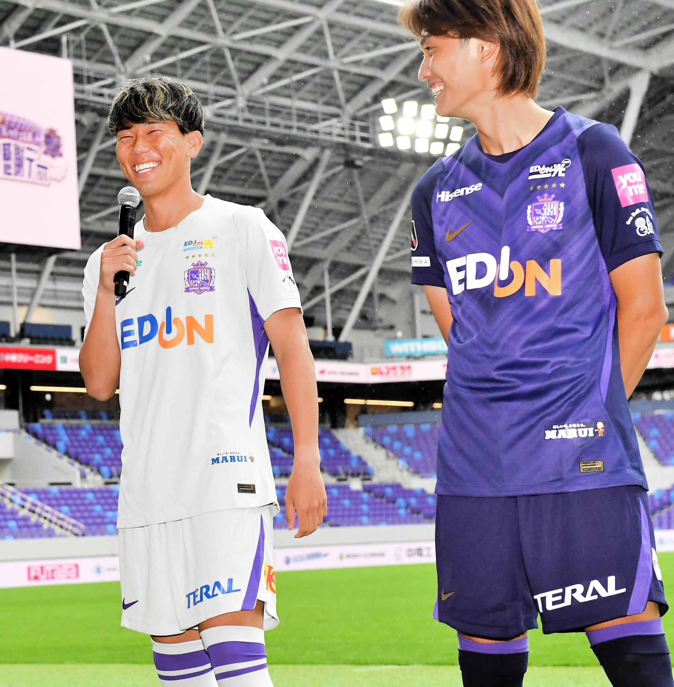 J1・広島が新ユニホーム発表 ホームは伝統的工芸品の備後絣の風合い