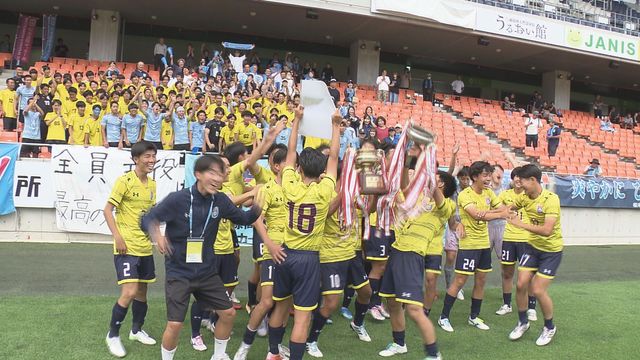 県高校総体サッカー決勝 男子は松本国際 女子は佐久長聖が優勝【長野