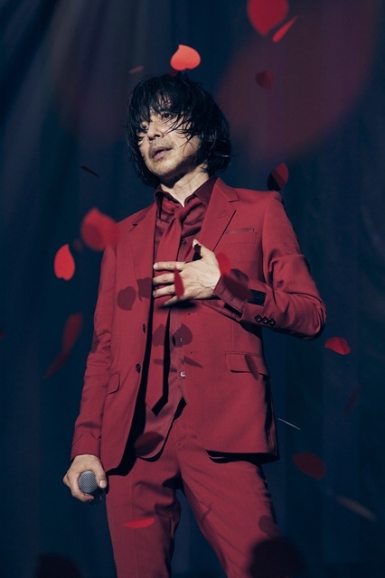 宮本浩次、60周年記念公演“さあ、ドーンと行くぜ！”ライヴ・レポート