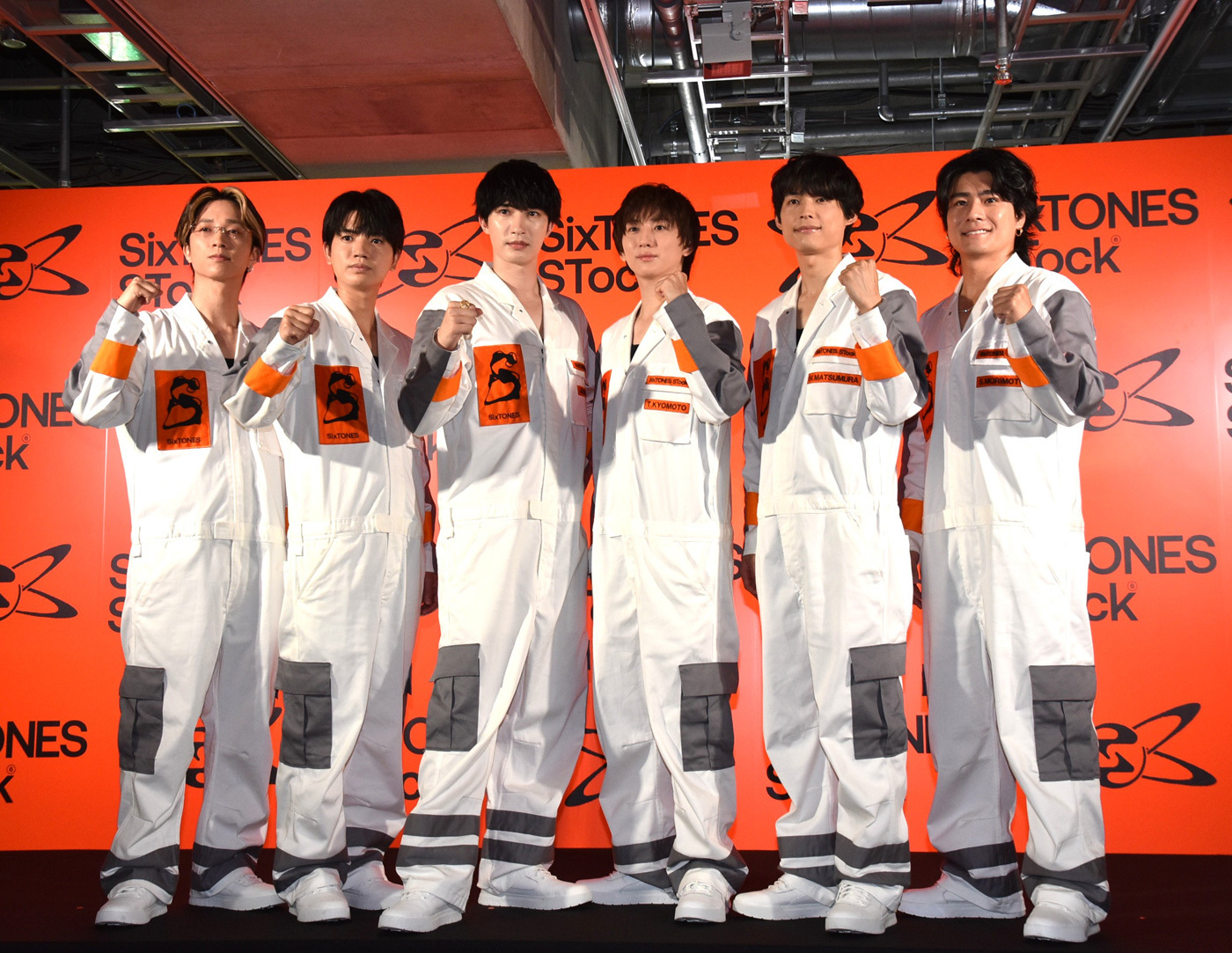 ジェシー「もっと磨きをかけていい石に」6人揃いのつなぎ姿で登壇