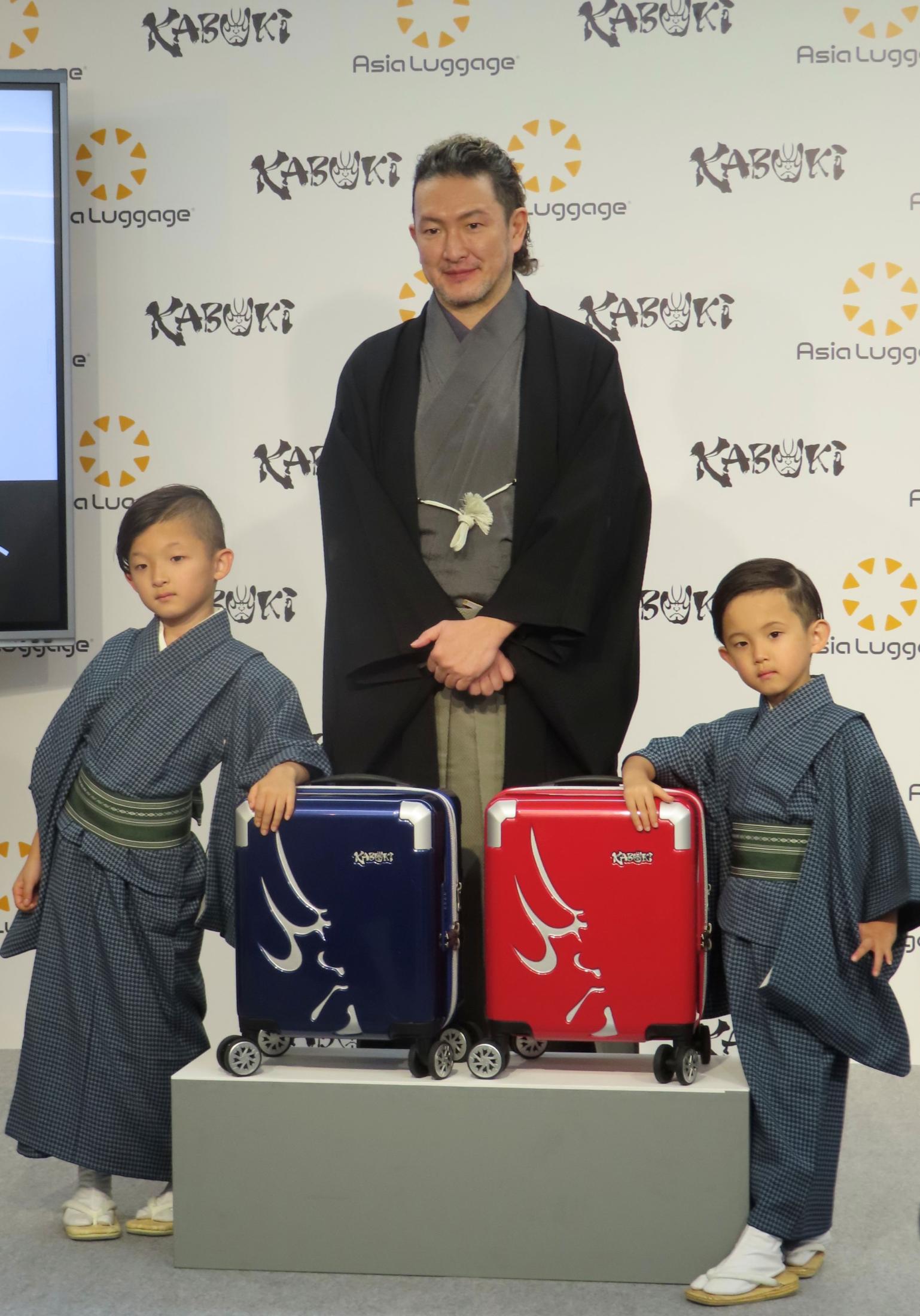 中村獅童、CMでダンス披露の愛息2人にライバル心を燃やす「僕がやっ