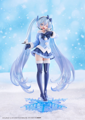 雪ミク」×「AMP＋」大型企画第1弾にかにビーム氏描きおろしの「雪ミク