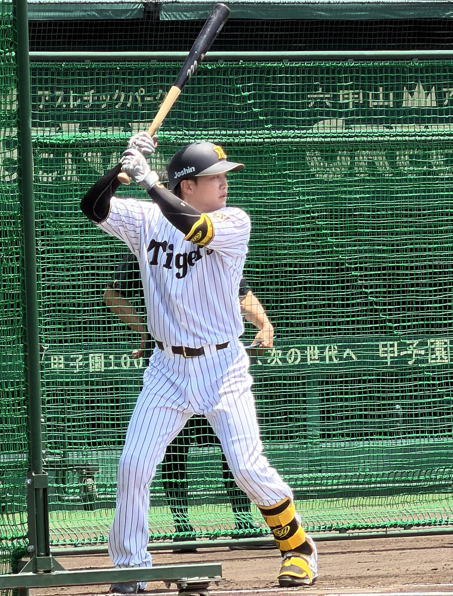 阪神】伏見寅威がシート打撃で富田蓮から左前打 腰部のコンディション