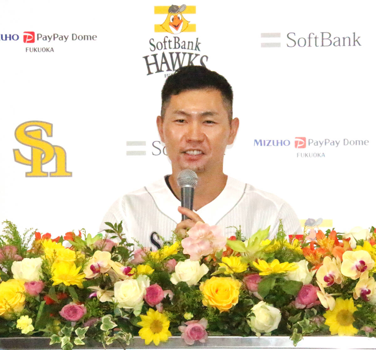 ソフトバンクホークス Cable Bite 選手　中村晃　打撃職人　引退 ソフトバンク】ホークス一筋19年目、中村晃が引退会見 決断した時点