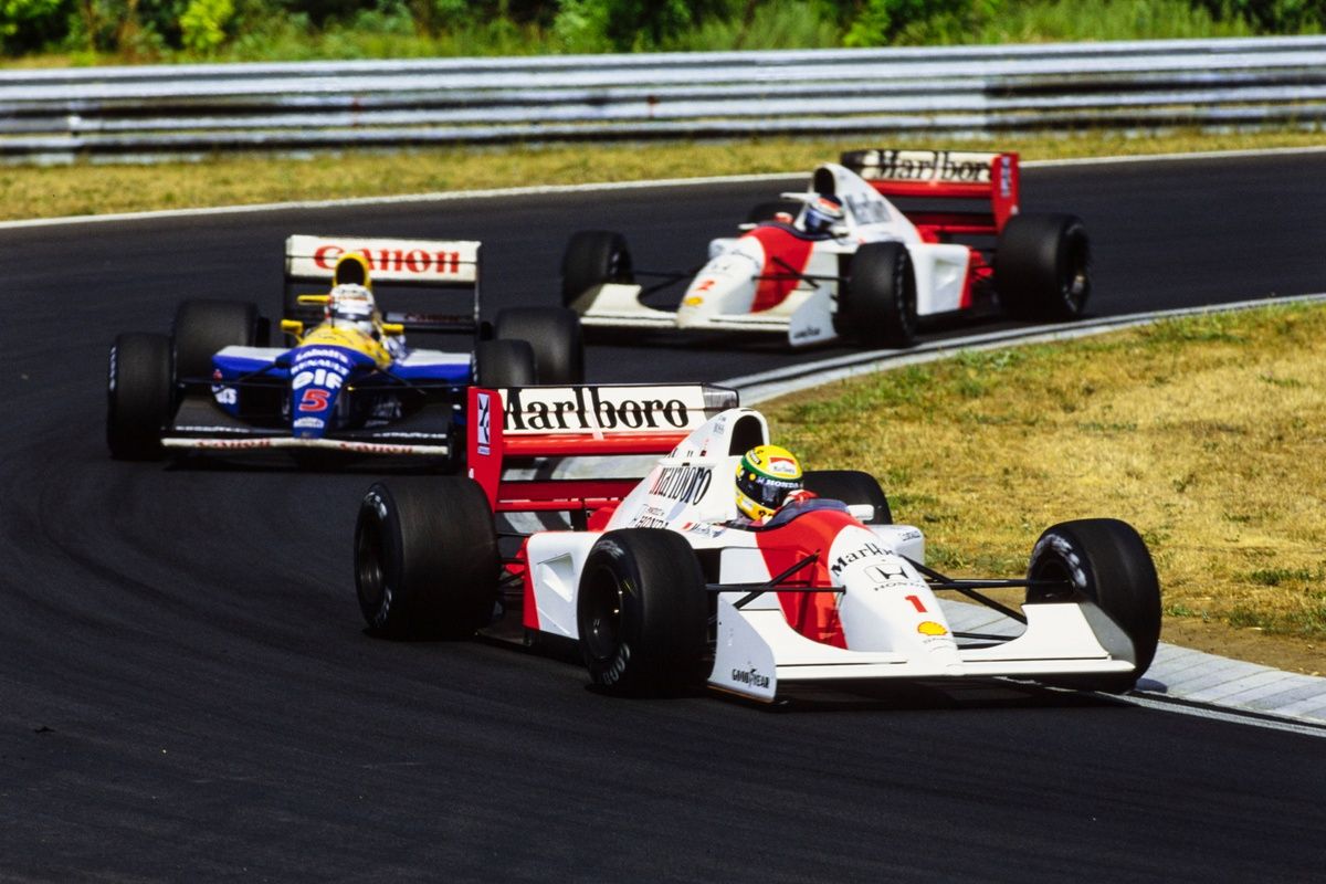 アイルトン・セナの1992年ヘルメットが1億円超！ 優勝したハンガリーGP