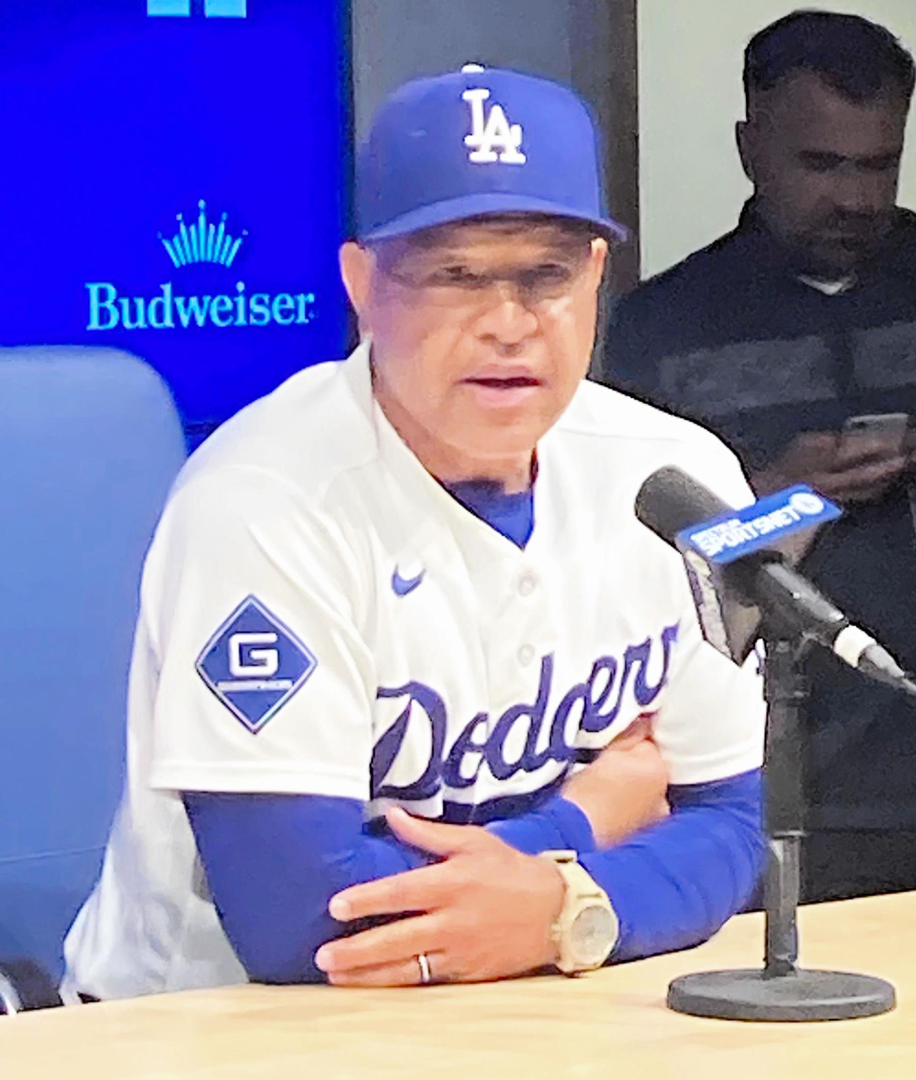 ロバーツ監督 大谷翔平は「500本打てると思う」ベンチで満面の笑み