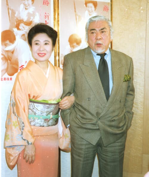 逝去から1ヵ月」中村玉緒さん勝新太郎さん夫婦と交遊があったベテラン