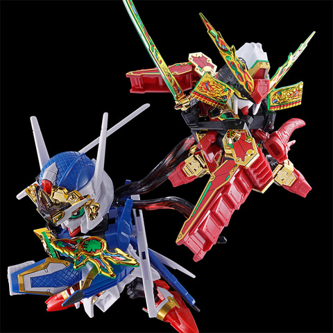 ガンプラ？　SDガンダム？　金メッキパーツ メッキを施した豪華な2体セット！ ガンプラ「SDW HEROES 復活輝羅鋼 DX