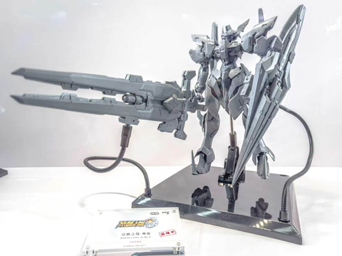 スパロボOG」より「ラフトクランズ・アウルン」がCCSTOYSの「鉄魄