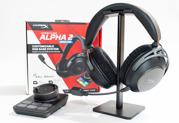 2.4GHz＋Bluetooth同時接続＆最大250時間駆動で便利なRGBベース