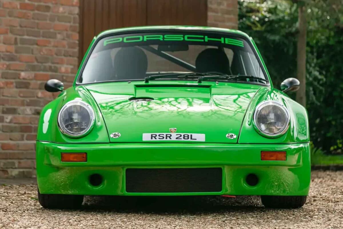 1980年式3.0SCをベースに伝説の「911RSR」を忠実に再現！ 製作コストと