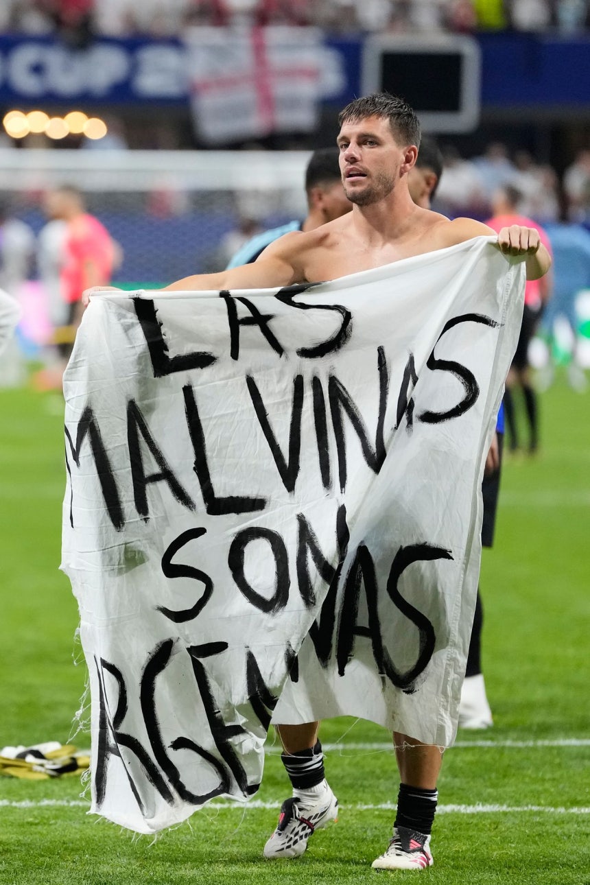 ＜北中米W杯＞英国「アルゼンチン代表の『フォークランド諸島はわれわれの領土』パフォーマンス…FIFAは調査すべき」（中央日報日本語版） - Yahoo!ニュース