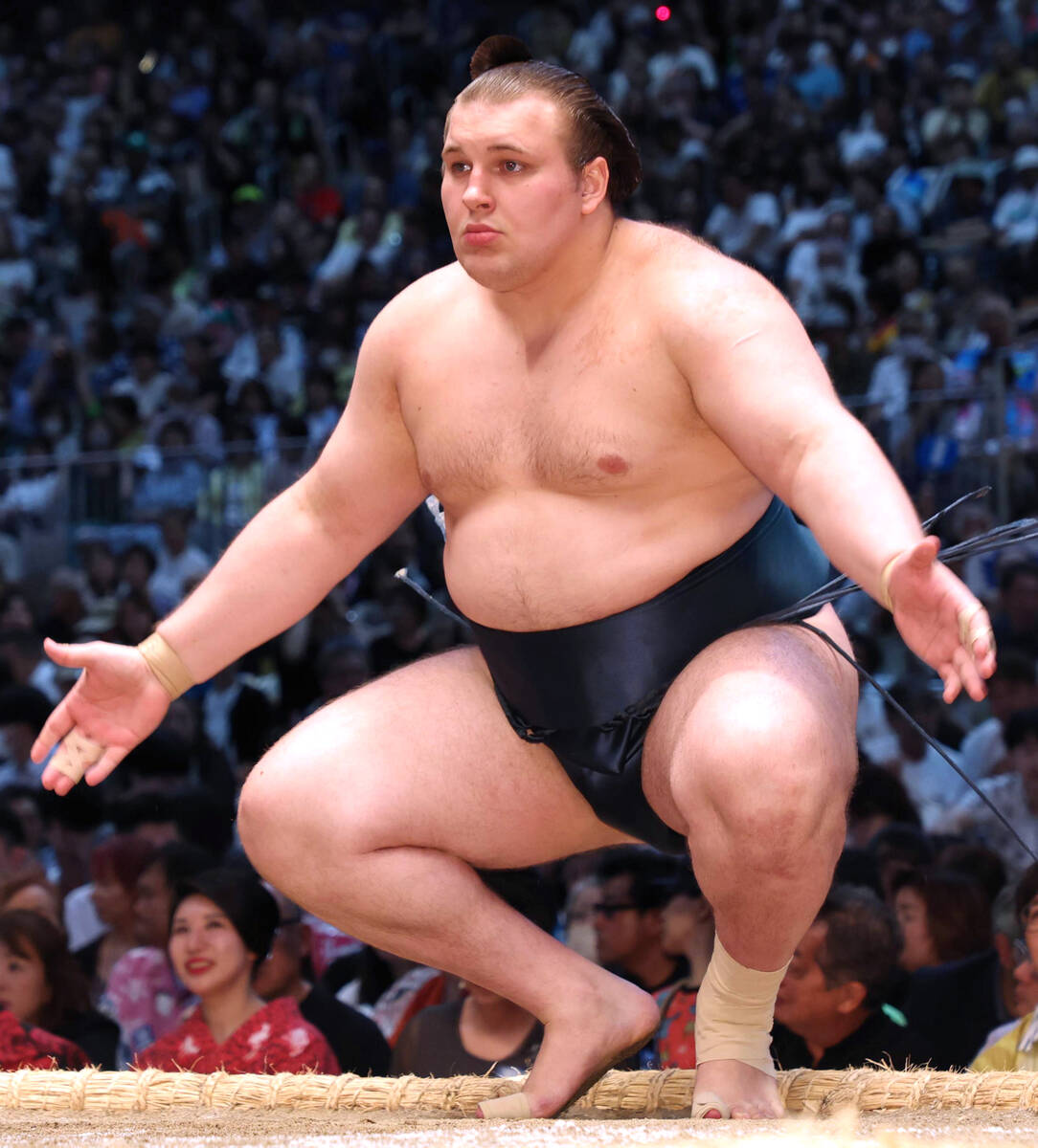 安青錦が勝ち越しで首位守る 大関復帰にあと2勝 過去4戦全敗の大の里