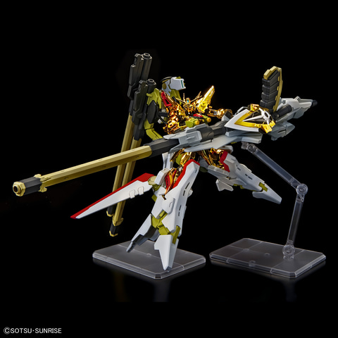 ガンダムベース限定ガンプラ「RG 1/144 アカツキガンダム(オオワシ装備