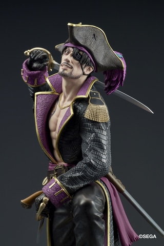 龍が如く8外伝」より海賊衣装に身を包んだ真島吾朗のフィギュアが12月