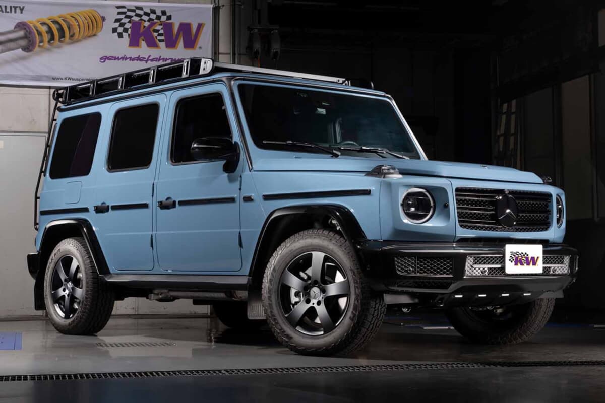 純正の電子制御を活かす。W463A型Gクラス専用のKW製サスペンション