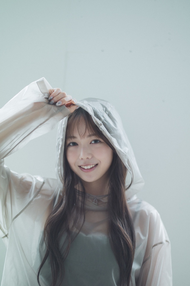 藤咲碧羽＞「ラヴィット！」で話題の19歳美少女 「B.L.T.」初登場