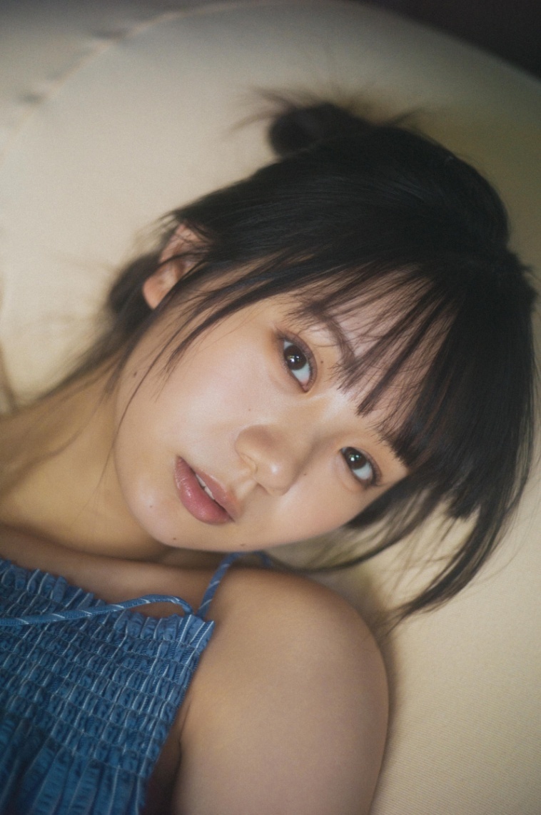 僕青 僕が見たかった青空 塩釜菜那 個別 生写真 まとめ売り 塩釜菜那＞“僕青”リーダー 24歳の誕生日に撮り下ろし ブルーのキャミ